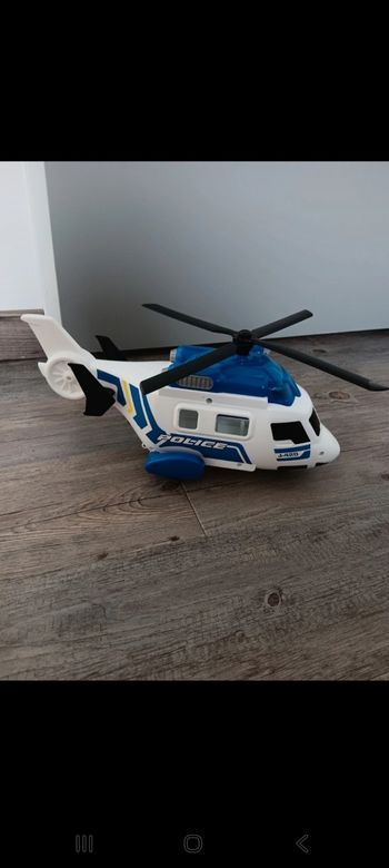 Hélicoptère sonore