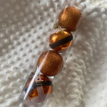 🎅✨ Boules de Noël cuivrées à paillettes – lot de 4 ✨🎅