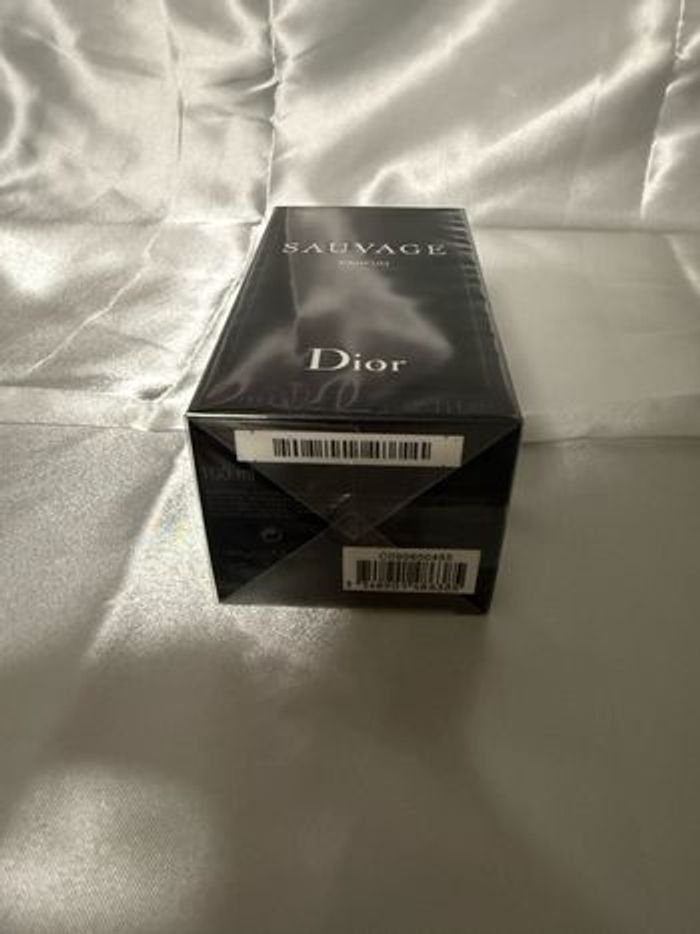 Dior Sauvage Eau de Parfum 100ml - Neuf & Authentique (Invendu) - photo numéro 2