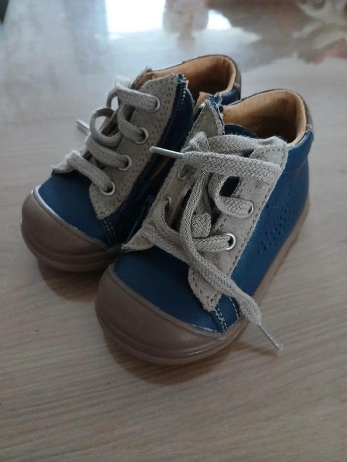 Chaussure de marche bébé garçon bleu neuves