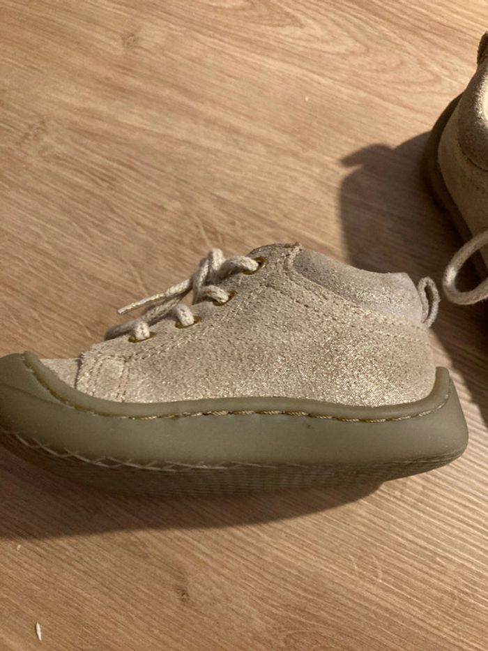 Chaussure de marche taille 19 - photo numéro 4