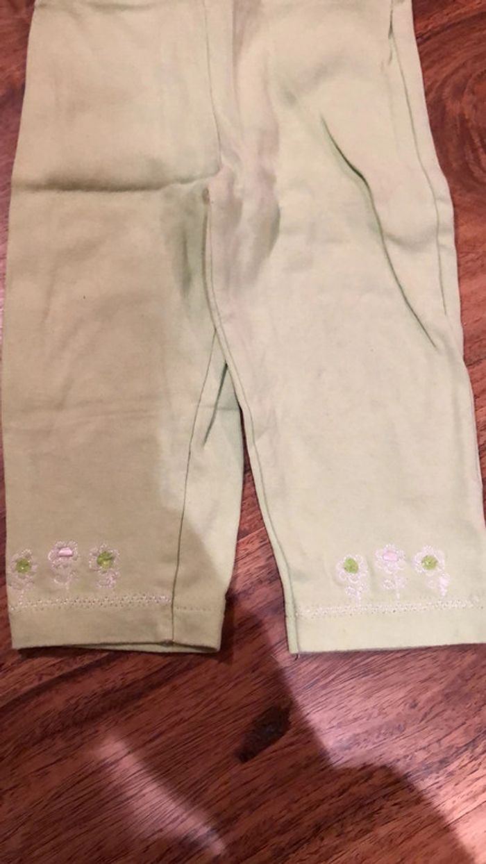Lot 2 pantalons 1 an - photo numéro 2