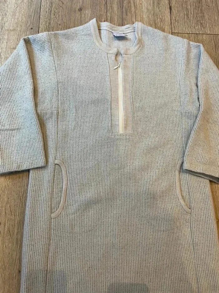 Robe pull Sugar en laine vierge - photo numéro 2