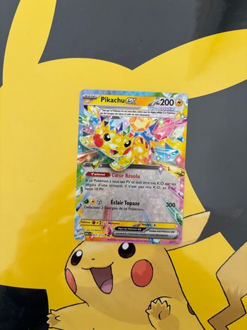 🟡 Pikachu ex – Héros Transcendants 52/217🟡