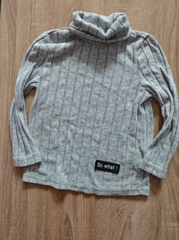 Pull col roulé 4 ans