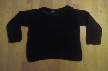 Pull noir col paillettes argent 24