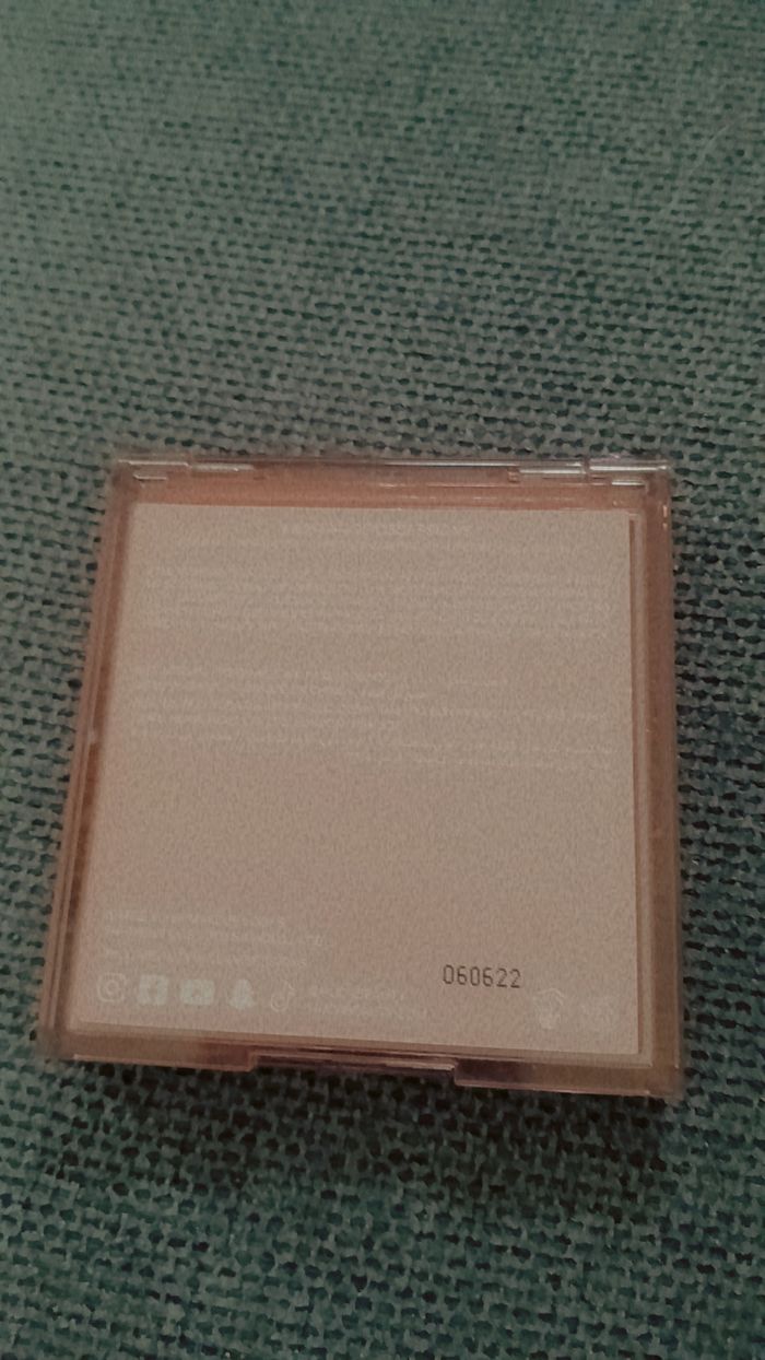 Palette huda beauty - photo numéro 2