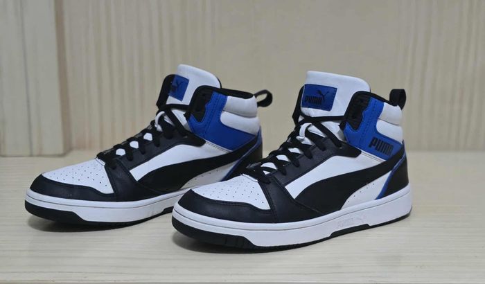 PUMA Mixte Rebound V6 Sneaker taille 37,5 neuve - photo numéro 4