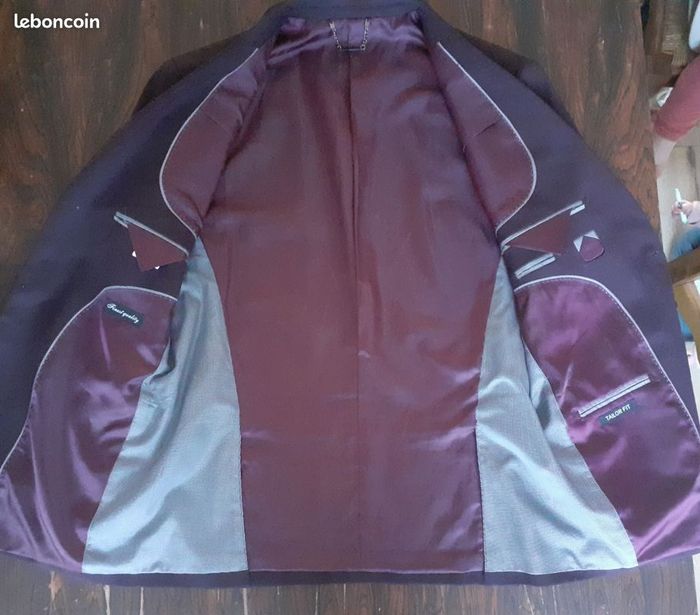 Costume bordeaux T42 Boston - photo numéro 3