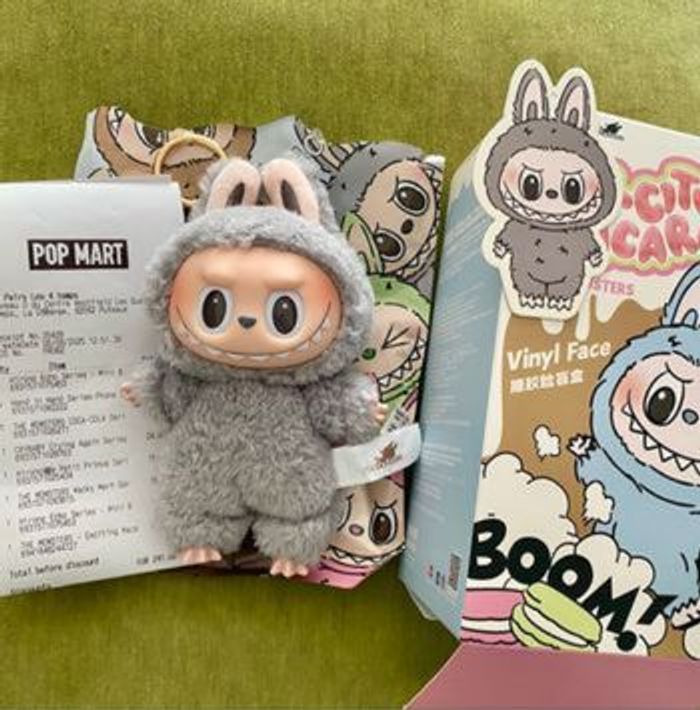 Labubu Original The Monsters Exciting Macaron Popmart Sea Salt Coconut - photo numéro 5