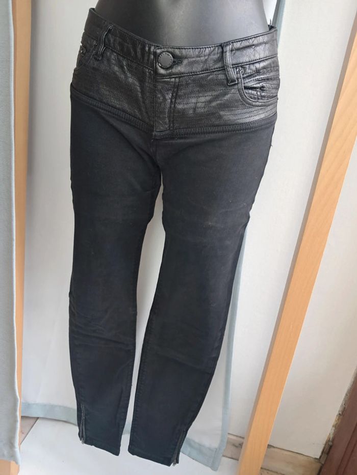 Maje jean noir T.38 en tbe - photo numéro 2