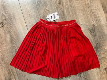 Lot jupe + 4 collants