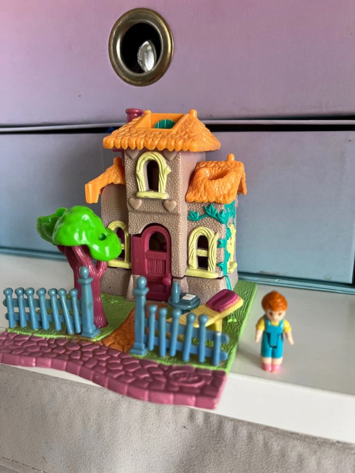 Maison polly Pocket décoloré