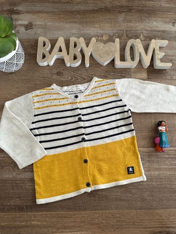 - Gilet Lulu castagnette  - 12 mois - Très bon état, petite tache  