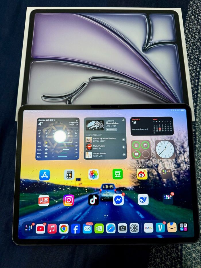 iPad Air M2 13" 128 Go [Garantie 2026]