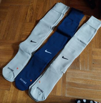Chaussettes four.