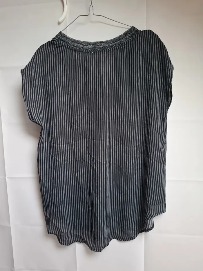 Blouse taille 40 - photo numéro 3