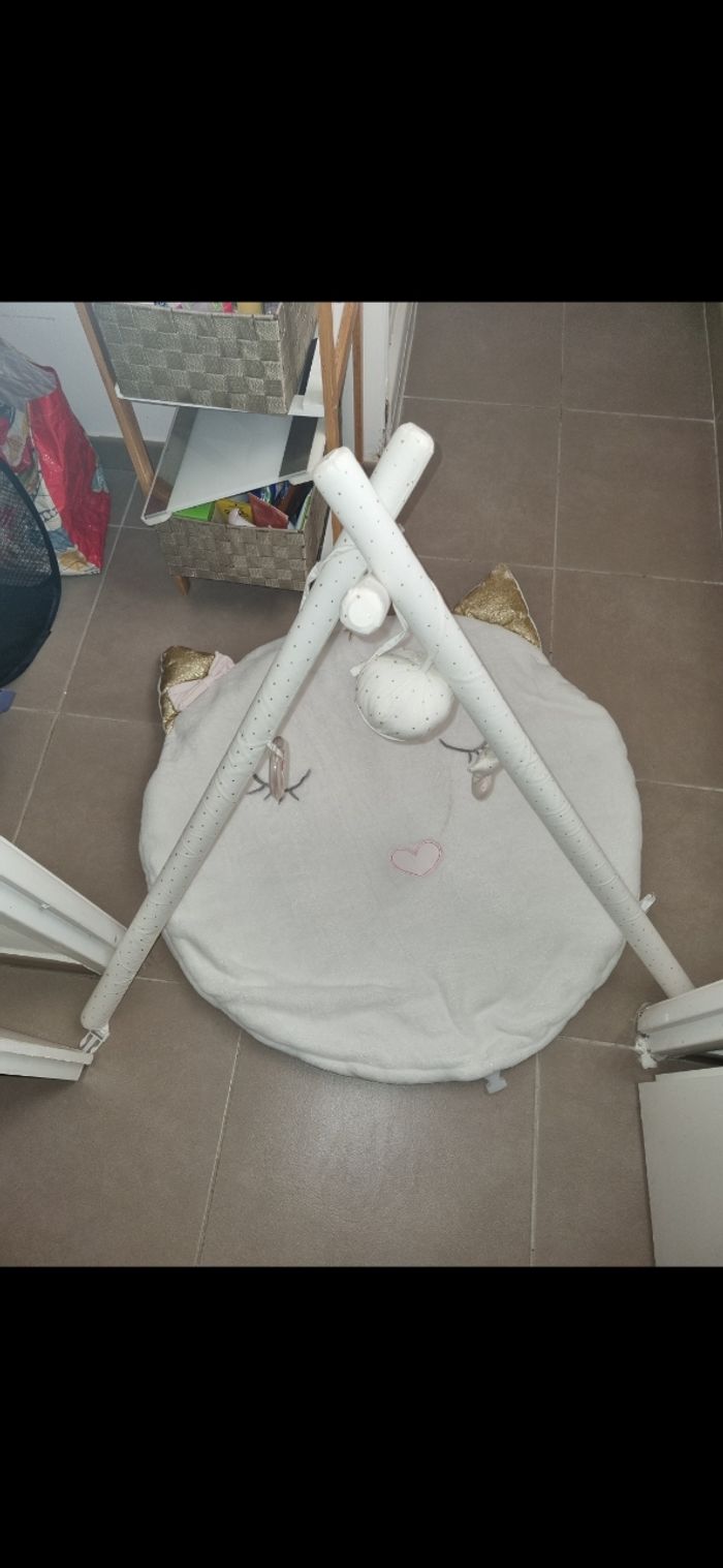 Kit pour bébé, accessoires douche nourrisson et tapis d'éveil avec jeux eveil nourrisson