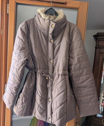 Veste marron col fourrure