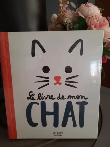 Le livre de mon chat neuf sous blister