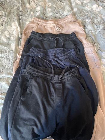 Lot de  pantalon de jogging 