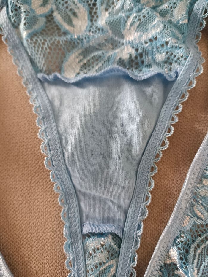 Tanga bleu pâle fleuri - photo numéro 7