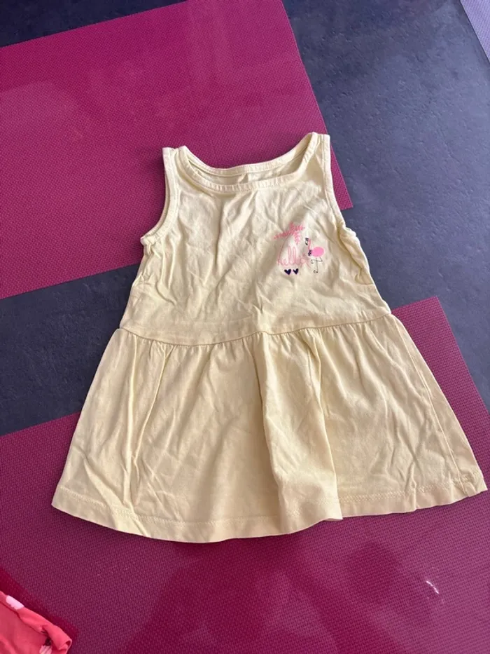 Robe 6 mois - photo numéro 3