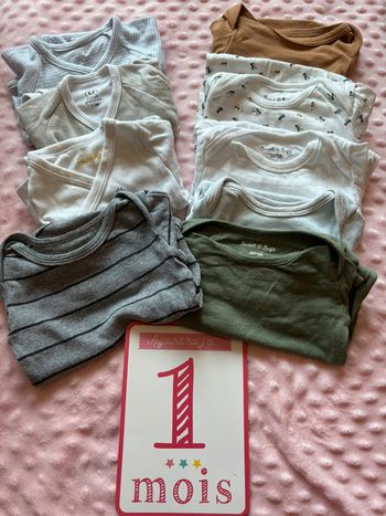 9 Body 1 mois manche longue