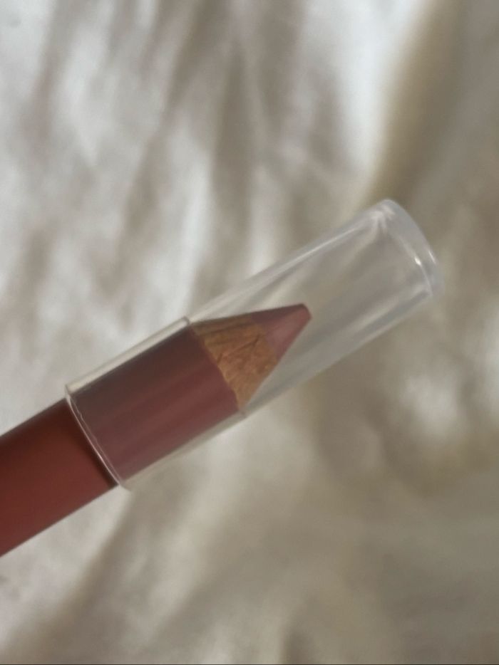 Crayon à lèvres nude - photo numéro 3