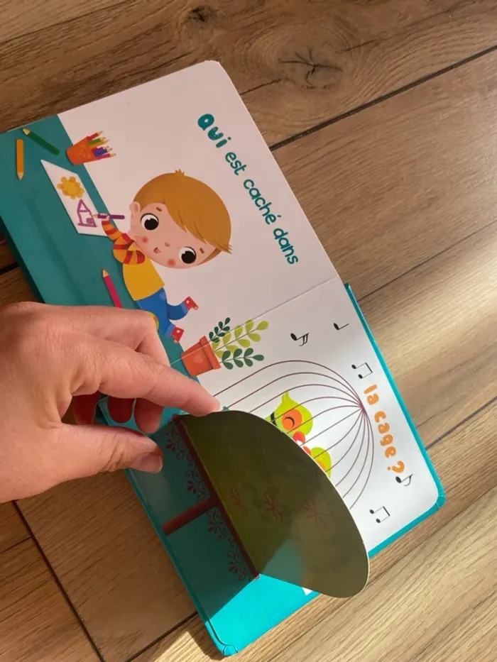 Livre Cache cache - photo numéro 6