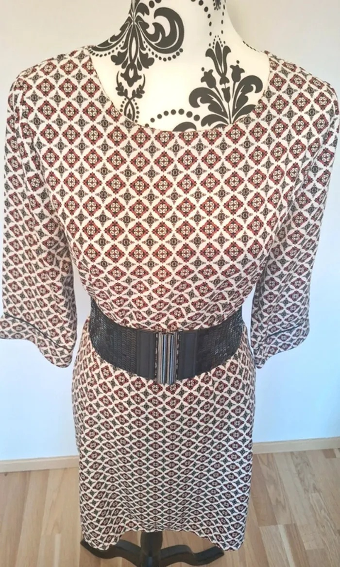 Sublime robe à motif taille M comme neuve - photo numéro 2