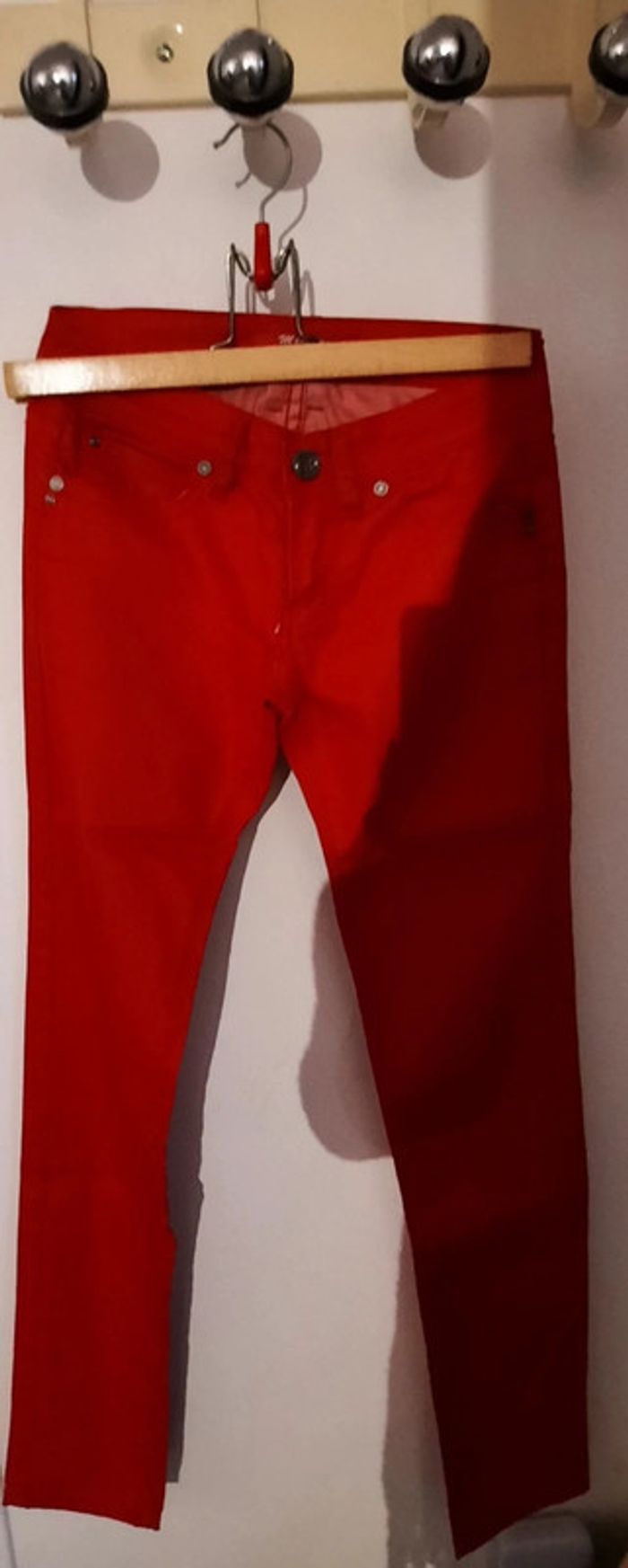 Pantalon rouge taille 34 - photo numéro 2