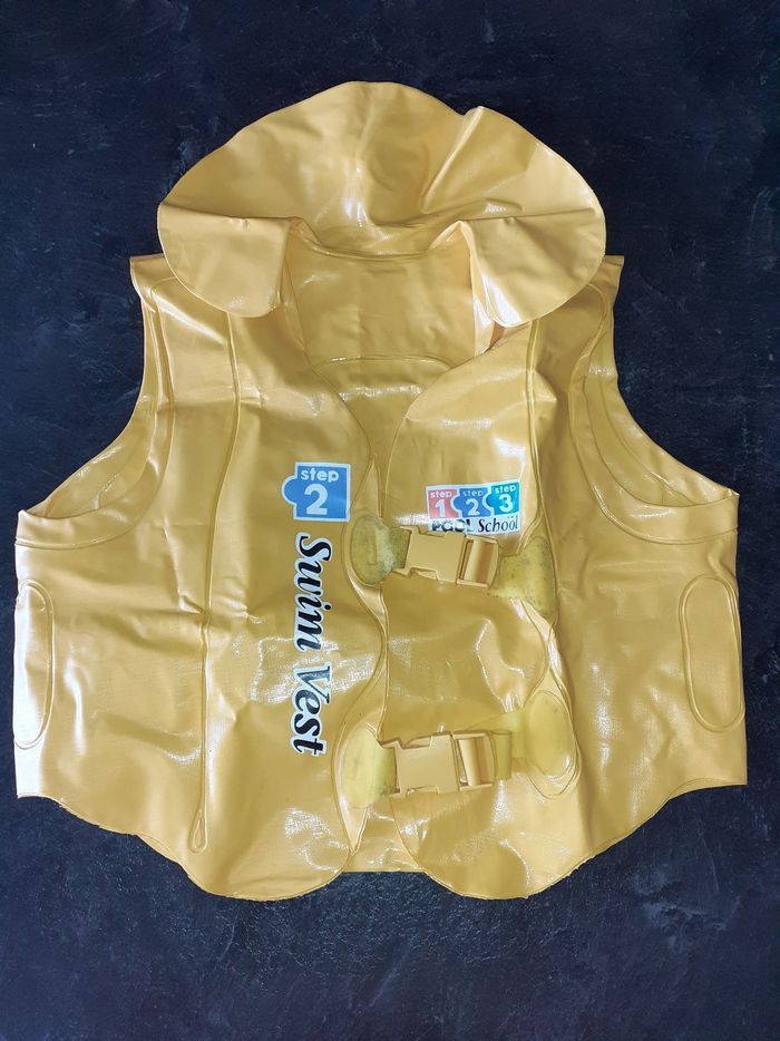 Gilet gonflable enfant 12-25 kg neuf