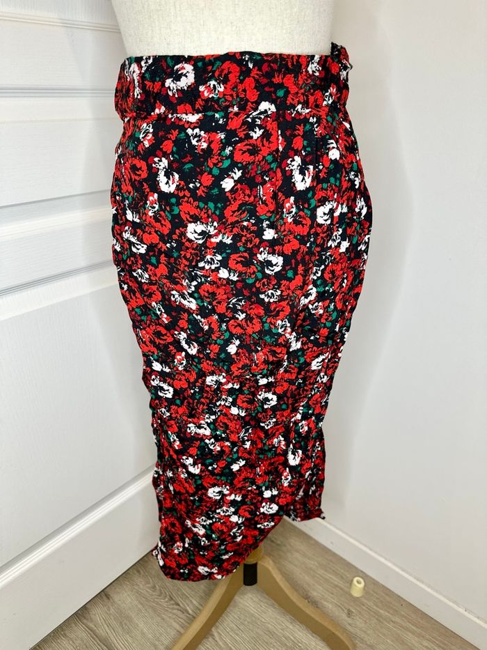 Jupe à rose rouge - photo numéro 2