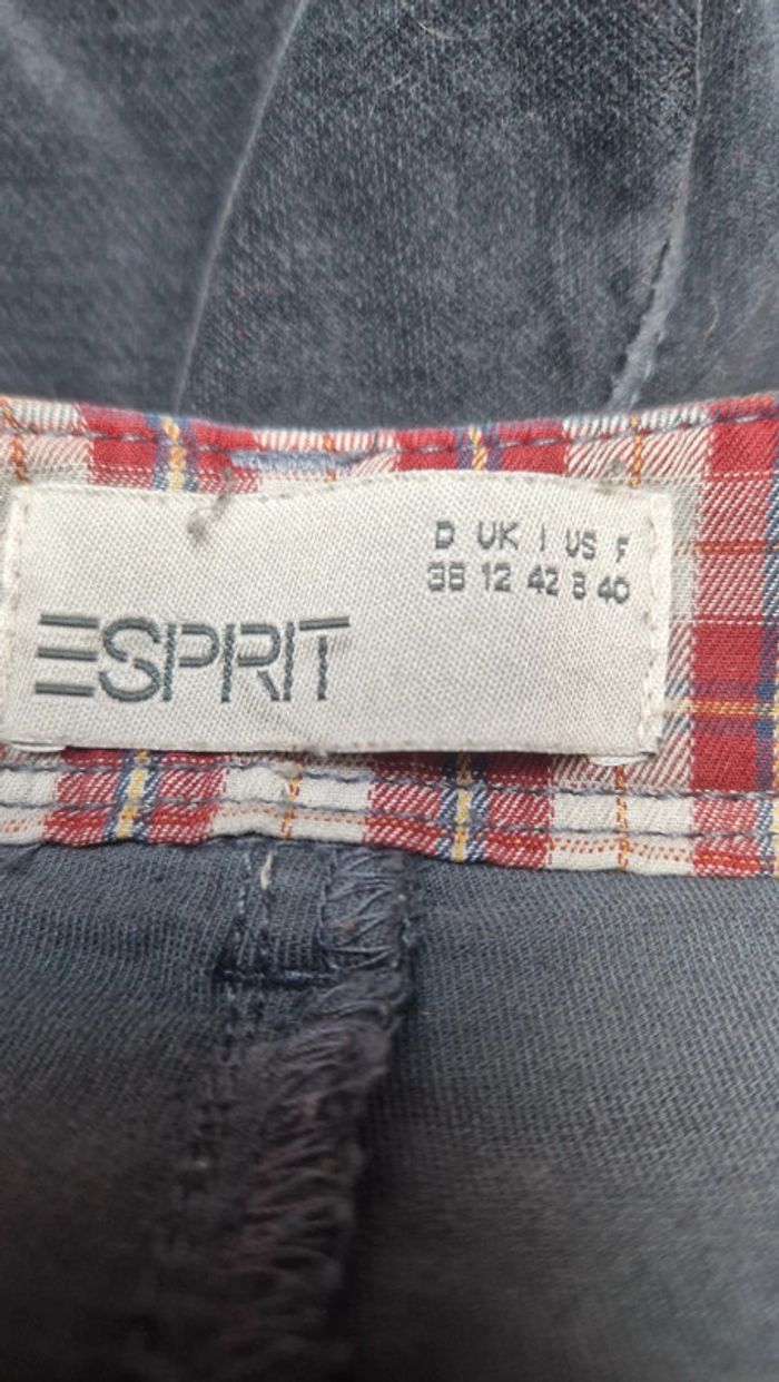 Short. - photo numéro 3