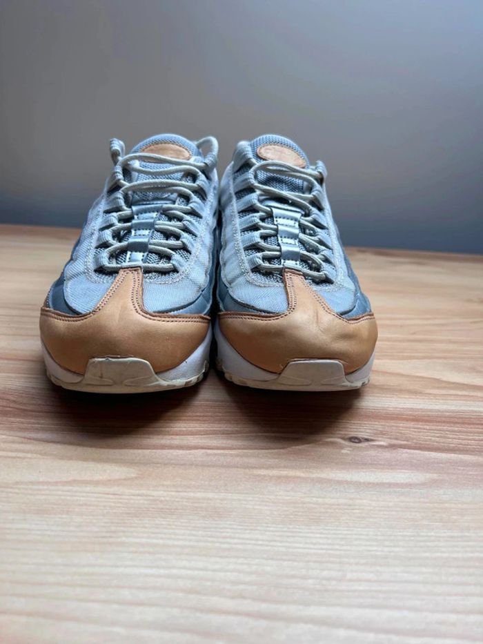 Nike Air Max 95 Grise et Marron – Pointure 37.5 - photo numéro 3
