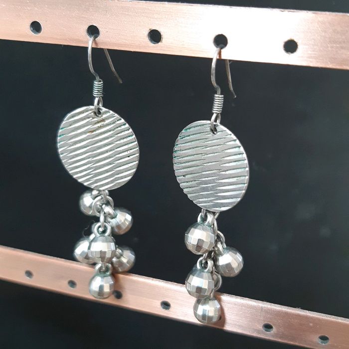 Boucles d'oreilles pendantes