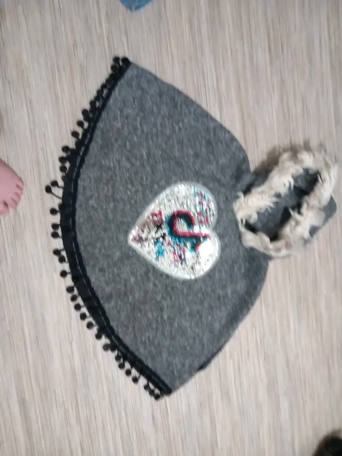 Poncho tiktok - photo numéro 2