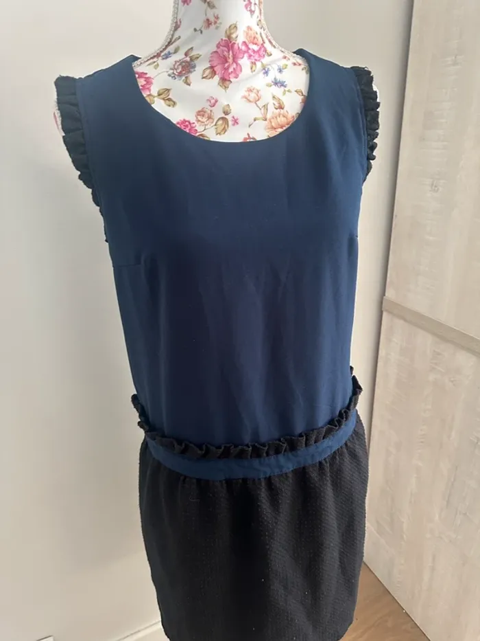 Élégante robe bicolore Etam - photo numéro 2