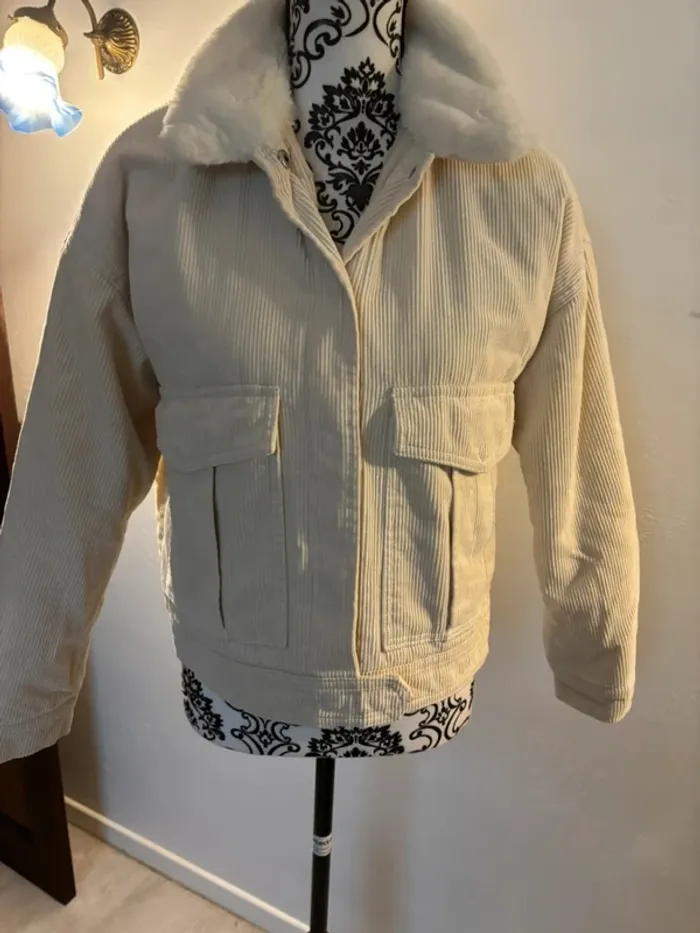 Veste beige en velours côtelé taille 36 - photo numéro 5