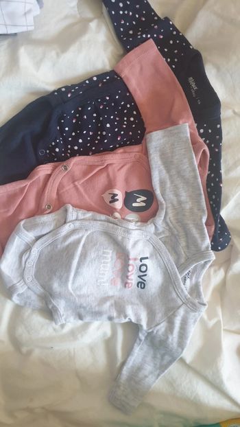 3 bodys manches longues