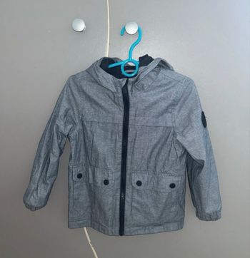 Blouson imperméable et coupe vent 4 ans