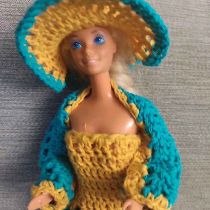 Vêtements pour Barbie 3 € - photo numéro 4