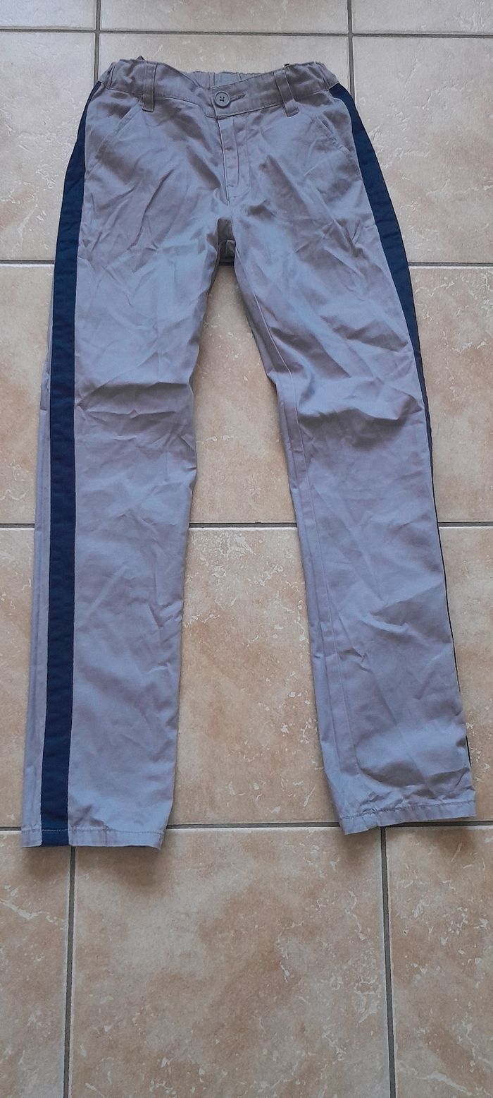 Pantalon gris 10 ans