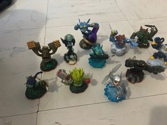 Lot figurines skylanders - photo numéro 2