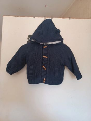 Veste capuche polaire 12 mois