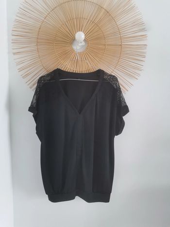 Haut comme neuf taille 4