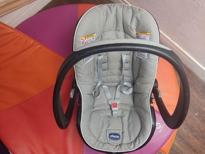 Cosy jusqu a 13 kilos chicco - photo numéro 2