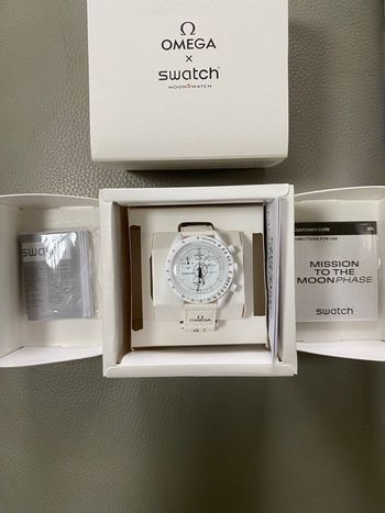 Montre Omega x Swatch Speedmaster Moonswatch 