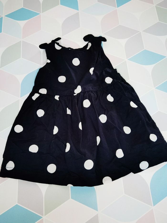 D3884 - robe fille 6 mois